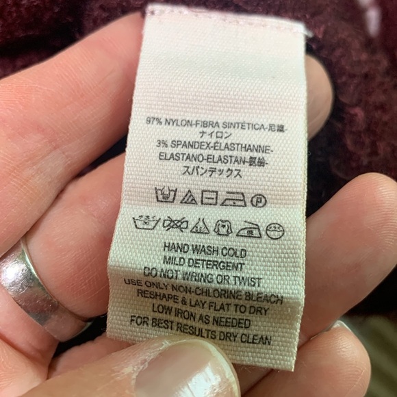 Free People oversized medium fuzzy maroon/ burgundy v neck sweater. Super soft - Picture 6 of 8